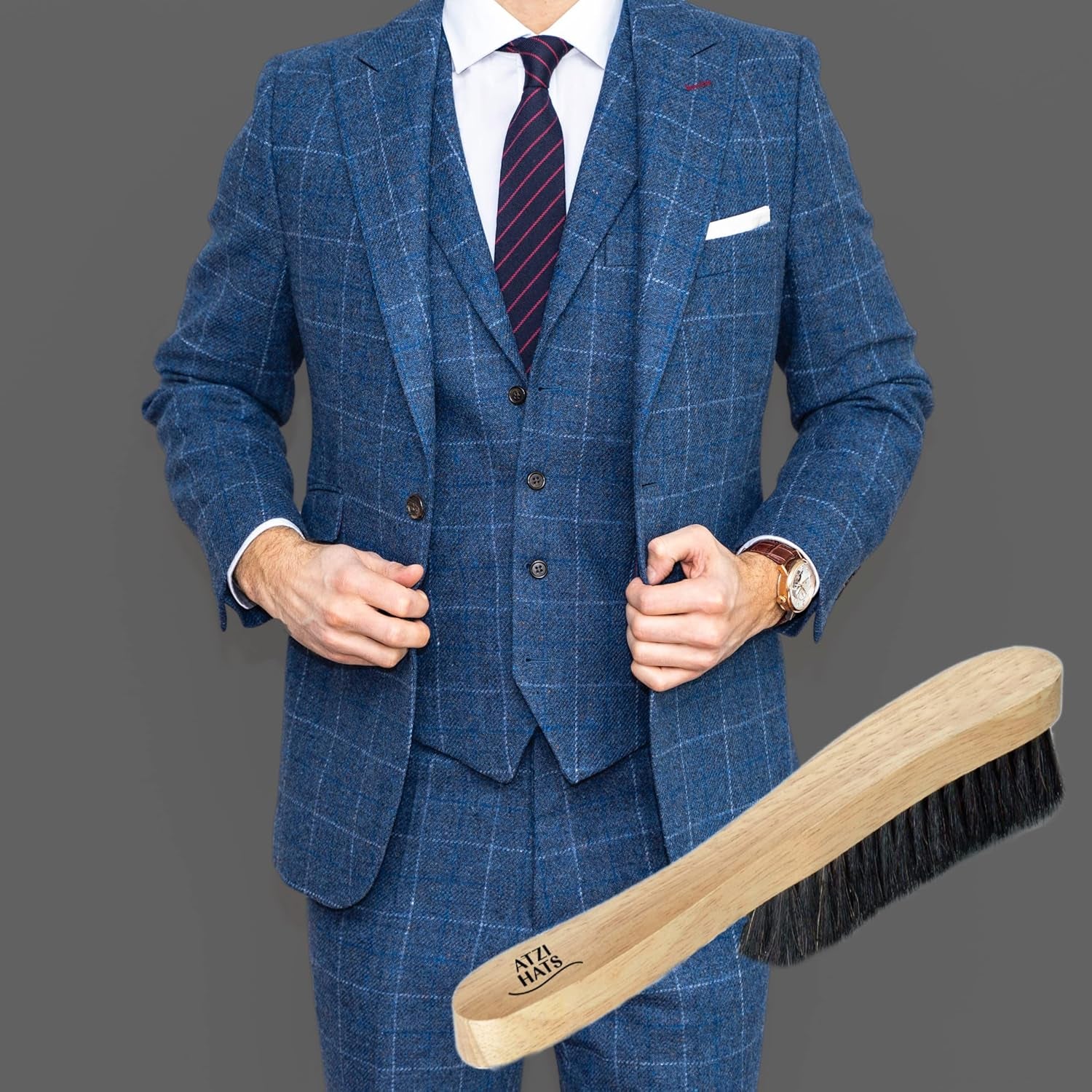 Fedora Hat Brush - Lint Remover and Duster for Felt Hats, 100% Horse Hair with Wooden Handle (Black)